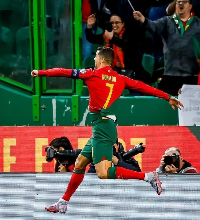 关于创造历史,球队力争夺取卓越战绩的信息 关于创造历史,球队力争夺取卓越战绩的信息