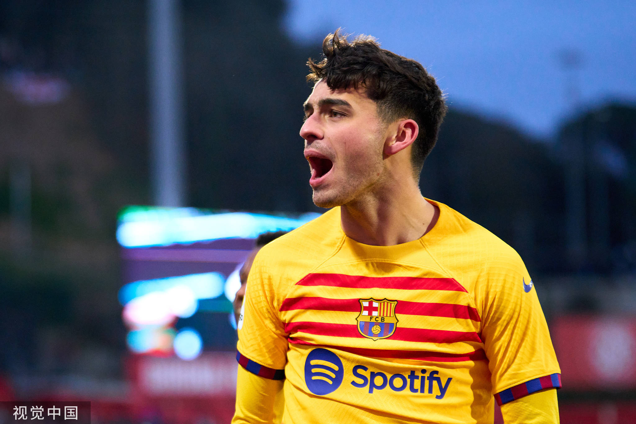 包含巴黎FC坐拥实力派球员，望赢得更多比赛胜利的词条