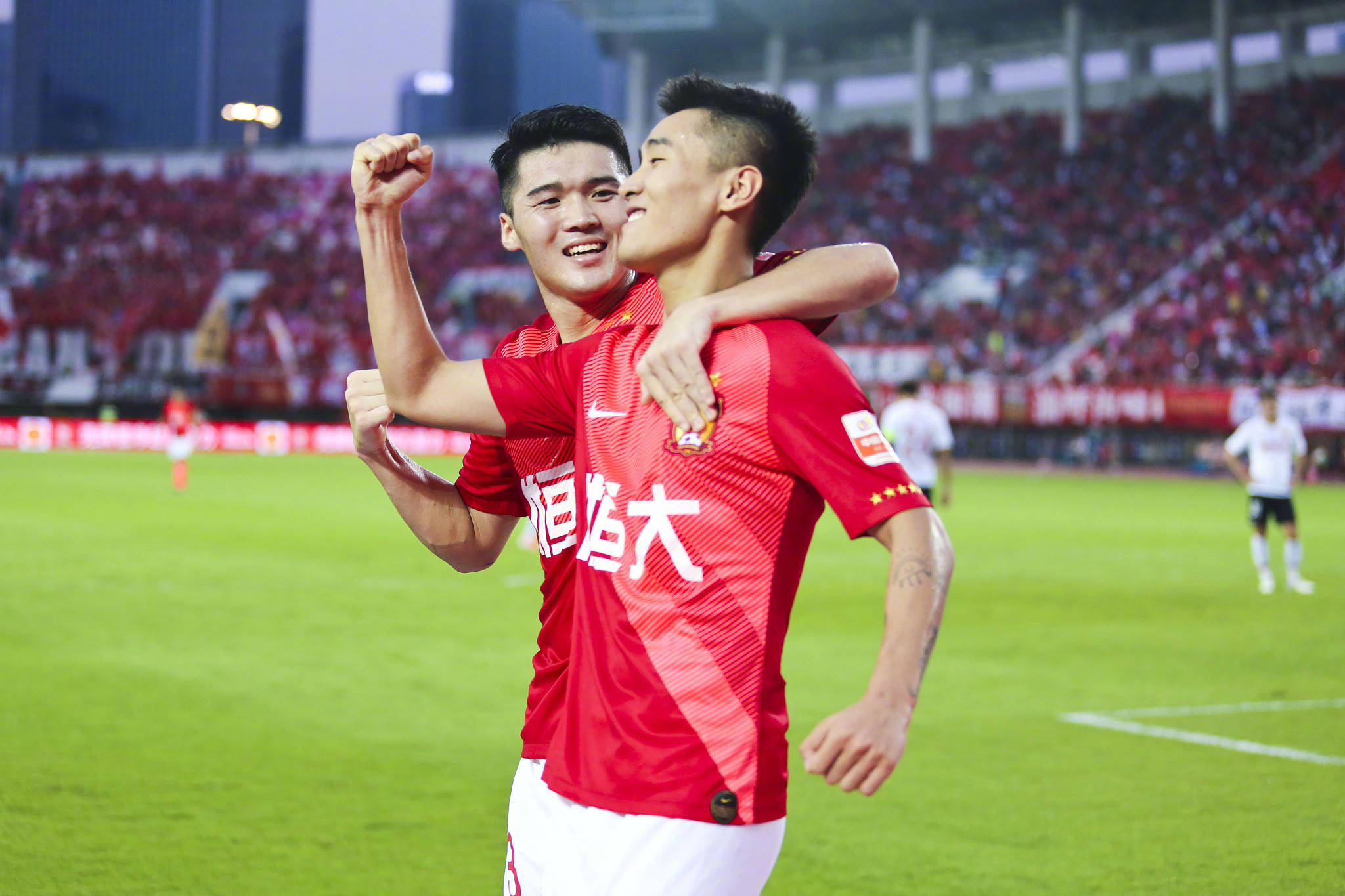 包含广州恒大不敌深圳佳兆业战绩受挫的词条 包含广州恒大不敌深圳佳兆业战绩受挫的词条