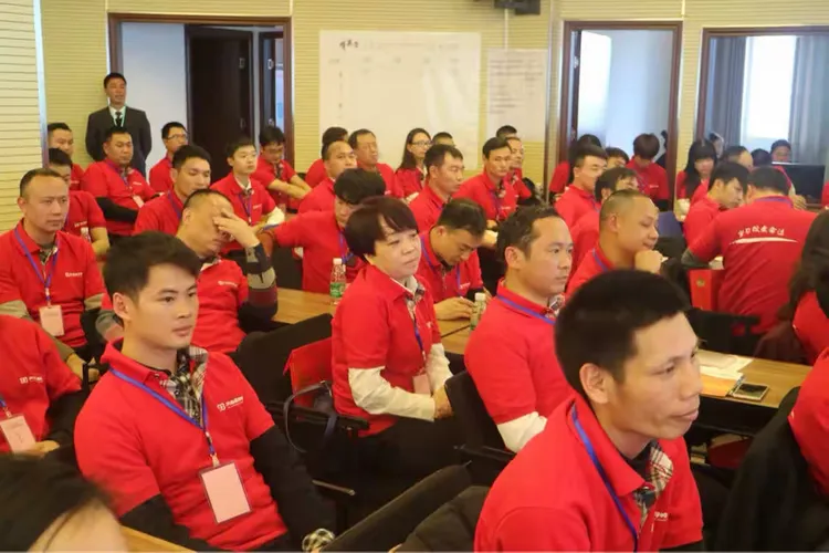 关于助教变成主教练,球队走向新的起点的信息 关于助教变成主教练,球队走向新的起点的信息