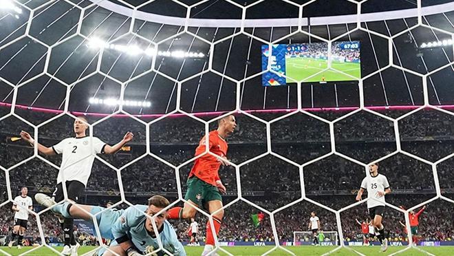 包含荷兰国家队欧国联小组赛中积分领先,晋级形势有利的词条 包含荷兰国家队欧国联小组赛中积分领先,晋级形势有利的词条