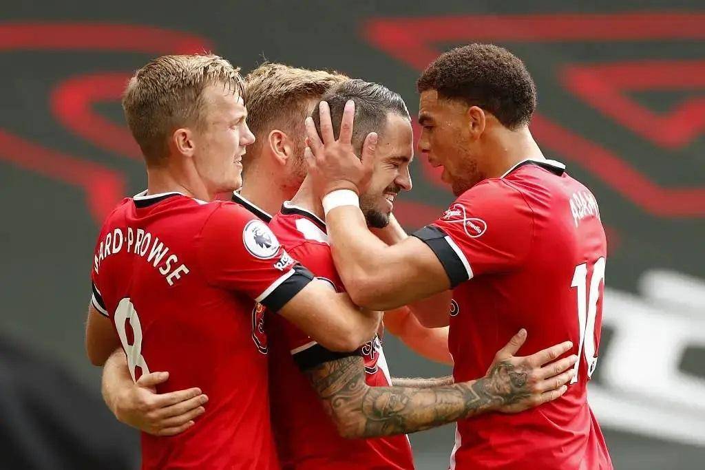 南安普顿主场逆袭完胜,排名上升两位的简单介绍 南安普顿主场逆袭完胜,排名上升两位的简单介绍