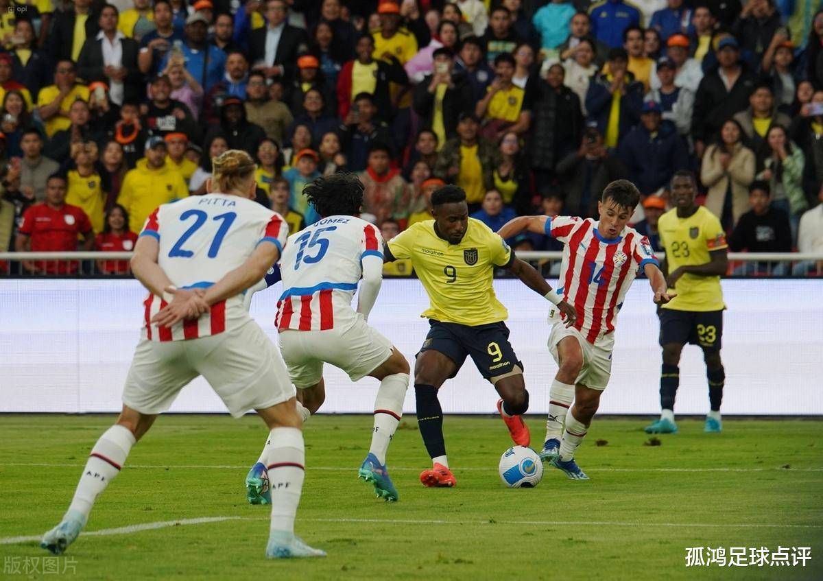 哥伦比亚球员在激烈比赛中取胜 哥伦比亚球员在激烈比赛中取胜