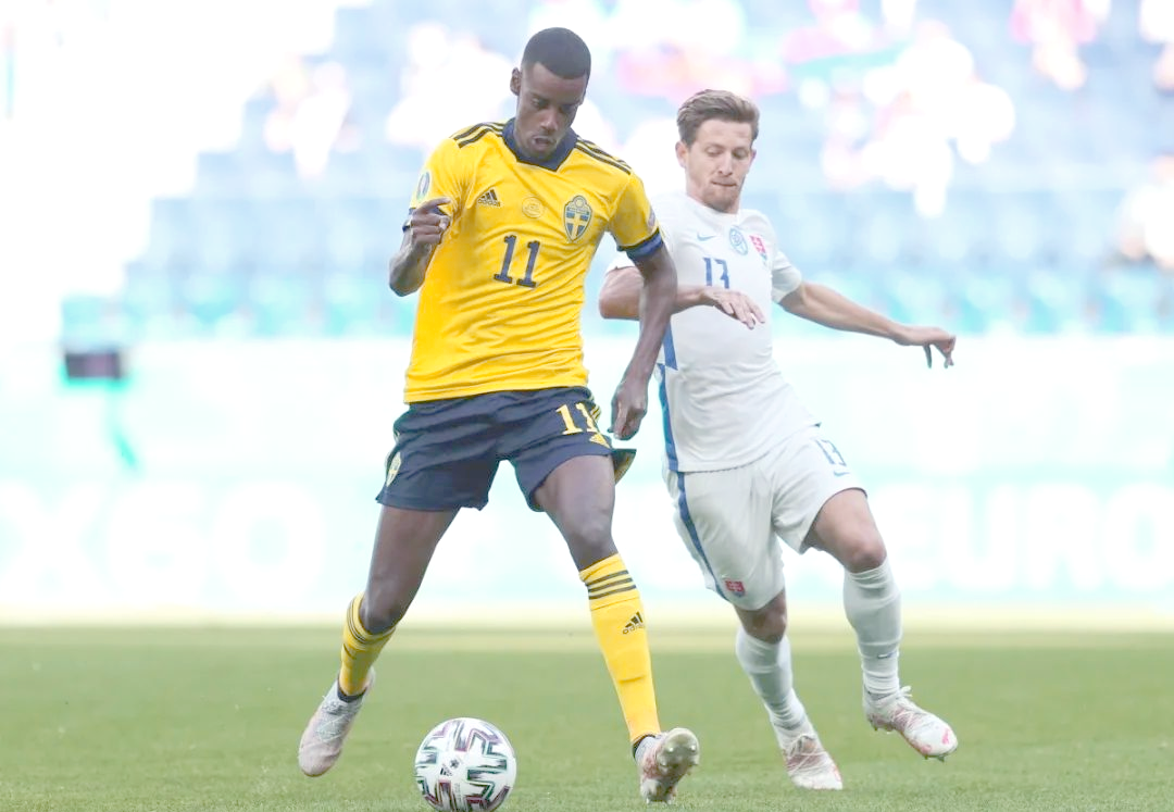 法国惊险险胜瑞典,挺进欧洲杯半决赛 法国惊险险胜瑞典,挺进欧洲杯半决赛