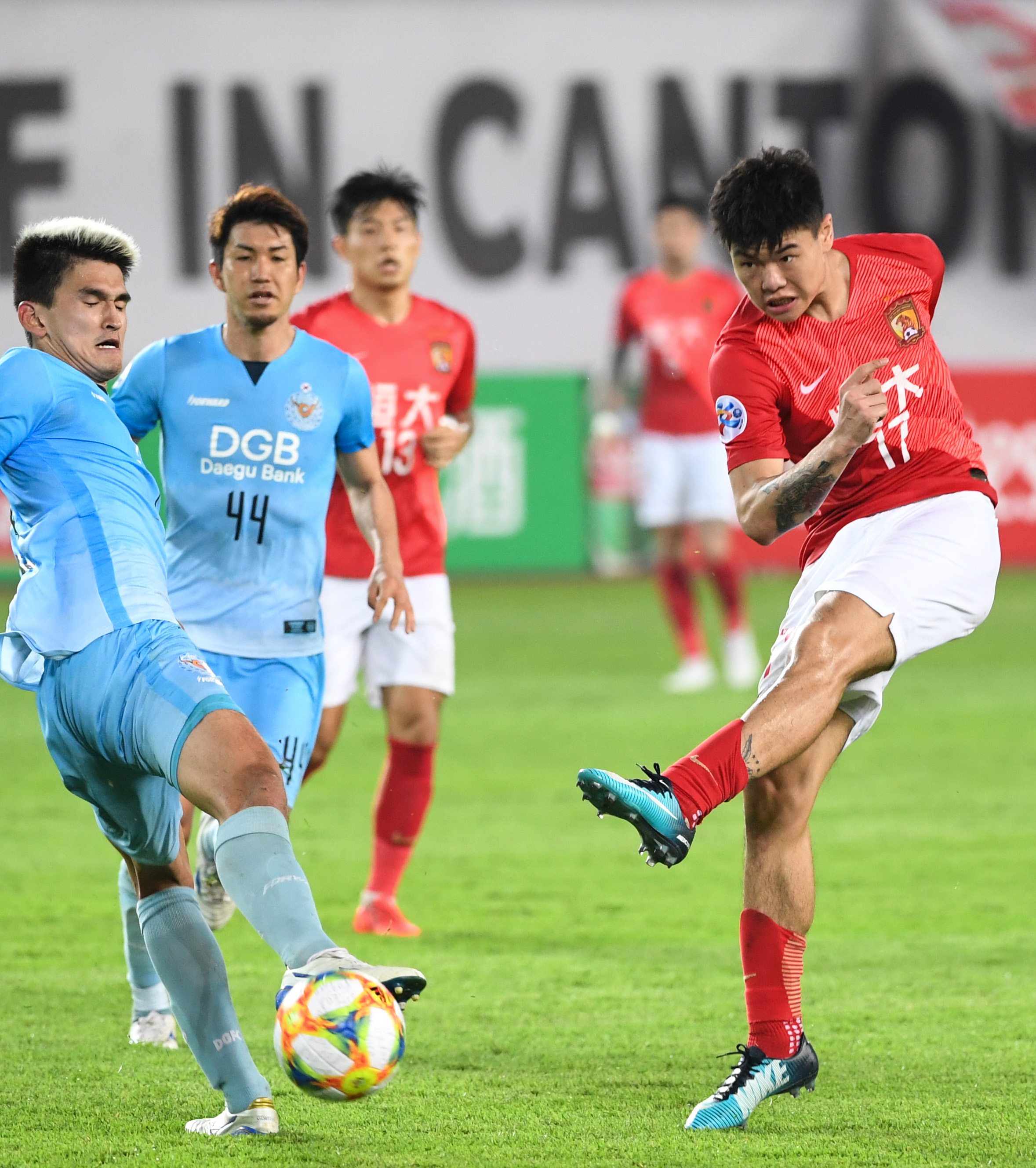 广州恒大半场1-1战平悉尼FC,亚冠小组赛出线前景未明 广州恒大半场1-1战平悉尼FC,亚冠小组赛出线前景未明