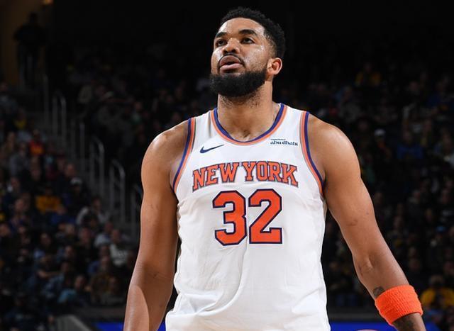 尼克斯客场大胜黄蜂继续追赶