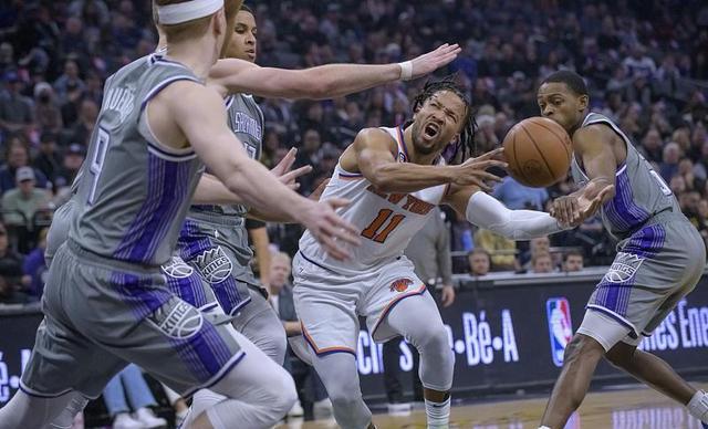 上海队逆转国王,布伦森统治全场 上海队逆转国王,布伦森统治全场